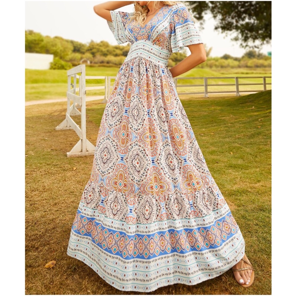Boho Floral Print Butterfly Sleeve Maxi Dress - Picture 4 of 6